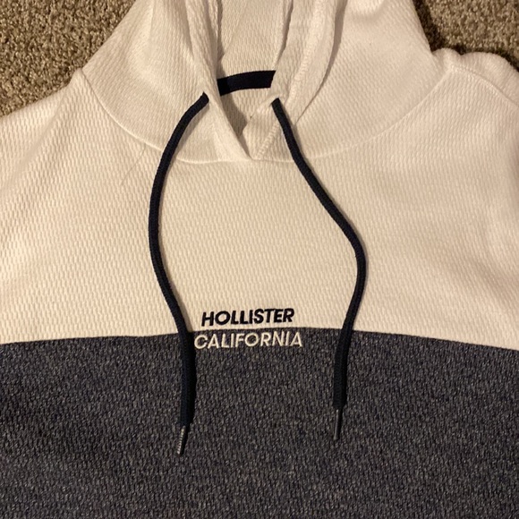 Medium Hollister two-tone navy blue and white hoodie. - Picture 2 of 3